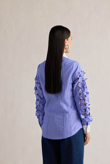 BLUE STRIPE 3D FLOWER SLEEVE SHIRT