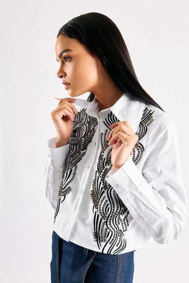 WHITE CROP SHIRT WITH EMBELLISHMENT - MellowDrama